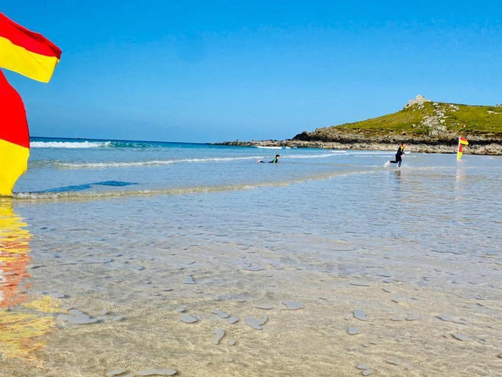 3 Bedroom Cottage Minutes Walk From Town, Harbour & Beaches. St Ives Kültér fotó